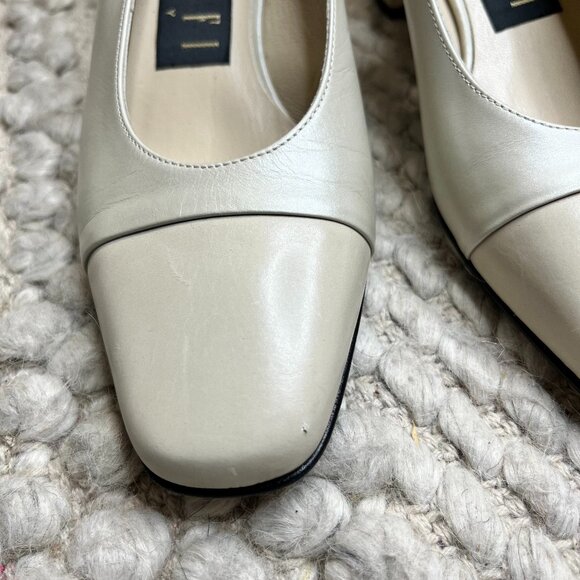 Women's AMALFI ITALY Size 5 Vintage Square Toe Ivory Close Toe Heel Shoe - Picture 2 of 16